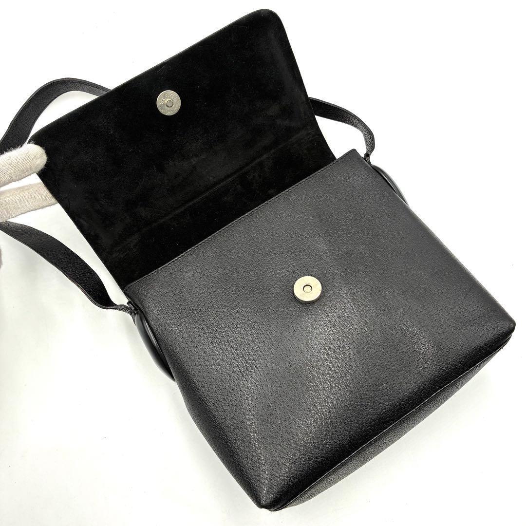美品 GUCCI ワンショルダーバッグ 肩掛け フラップ レザー ブラック