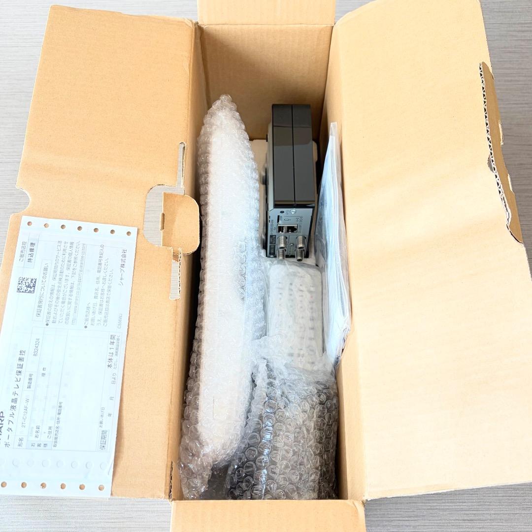 極美品✨シャープ ポータブル液晶テレビ AQUOS ホワイト 2T-C12AF