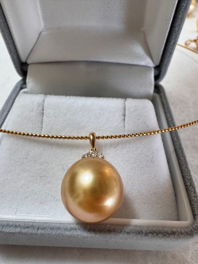 新品　てりツヤ茶金級天然南洋白蝶ゴールデンパールペンダント