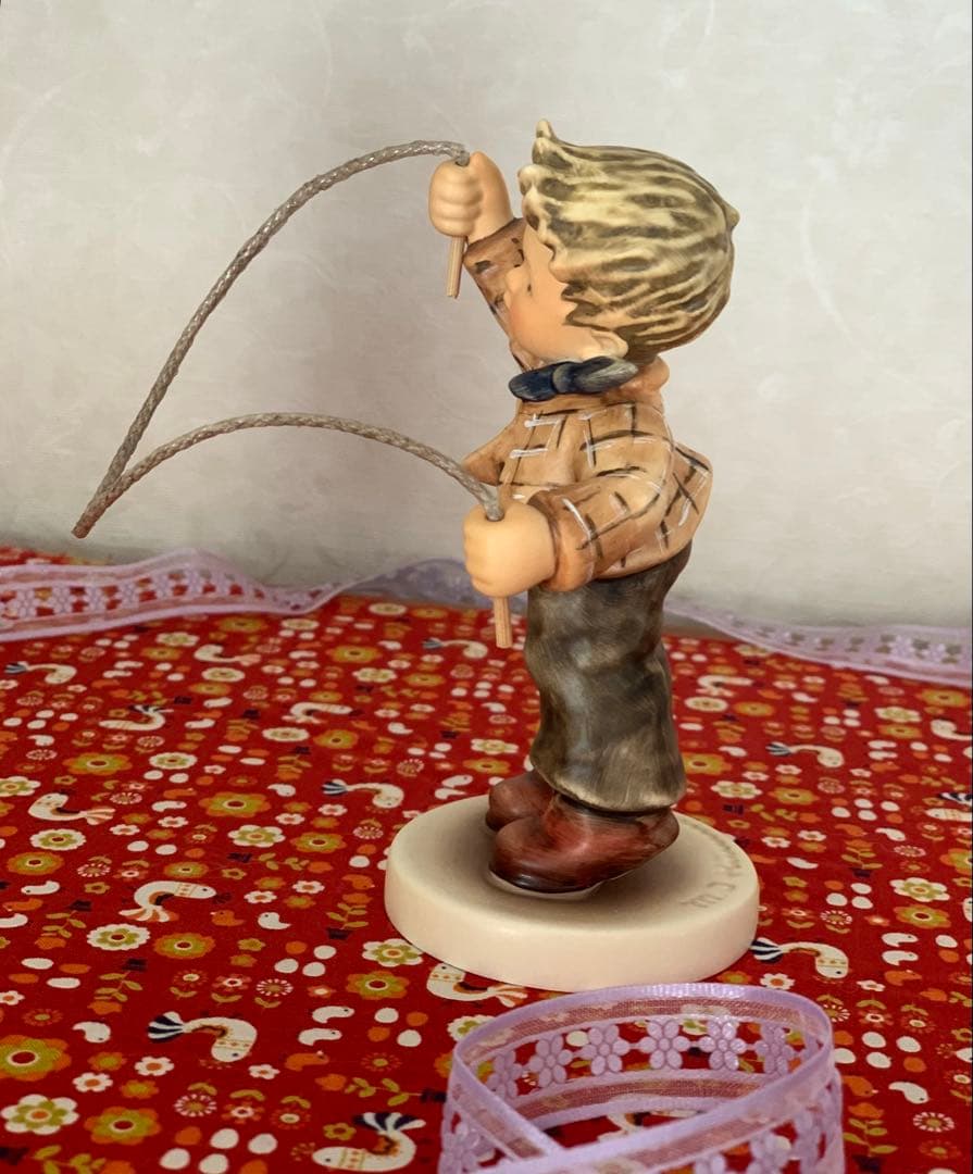 ゲーベル・フンメル人形・縄跳びをする子どもたち・可愛いです♡