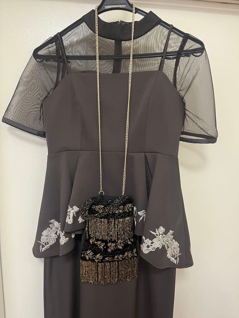 【なち】etoll ドレス 刺繍ペプラムビスチェ＆Iラインドレスセットアッ