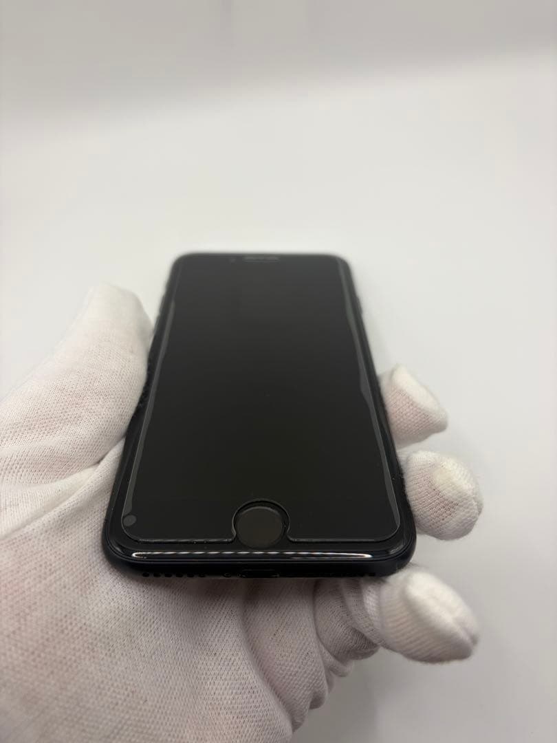 iPhone SE2 128GB ブラック