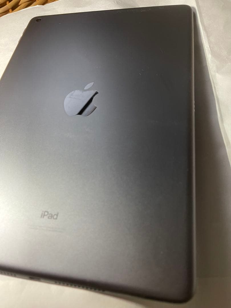 限定値下げ美品 iPad 9 (第9世代) 64GB Wi-Fiモデル 訳あり