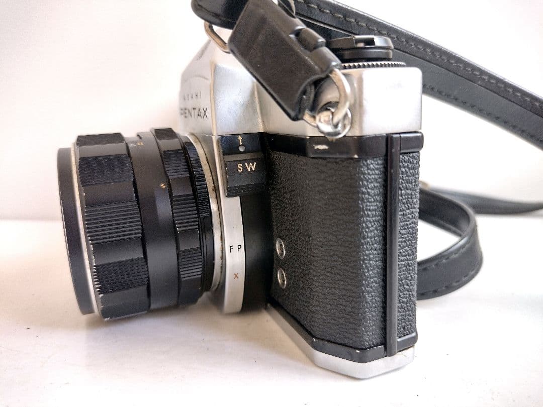 128【匿名配送】 ペンタックス SP 一眼レフ フィルムカメラ レトロ