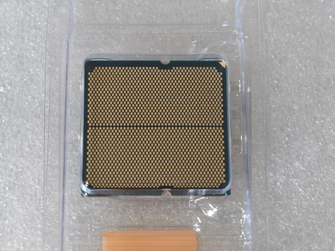 新品 AMD Ryzen 7 7800X3D AM5 CPU バルク品