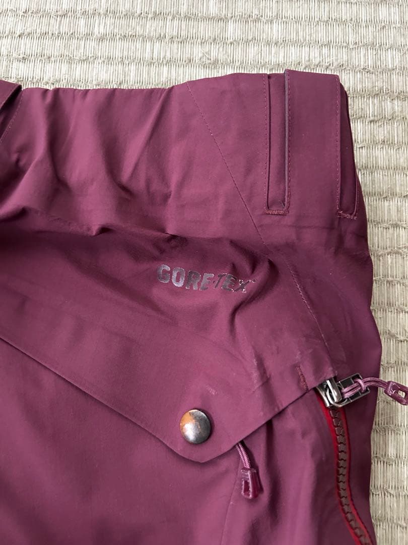 Patagonia（パタゴニア）の GORE-TEXスキーウェア上下セット