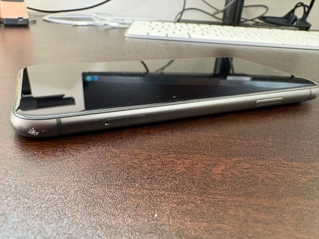 Apple iPhone 11 ブラック 128GB 本体