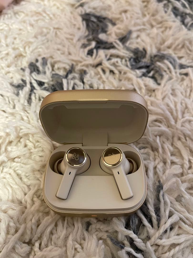 Bang&olufsen ワイヤレスイヤホン