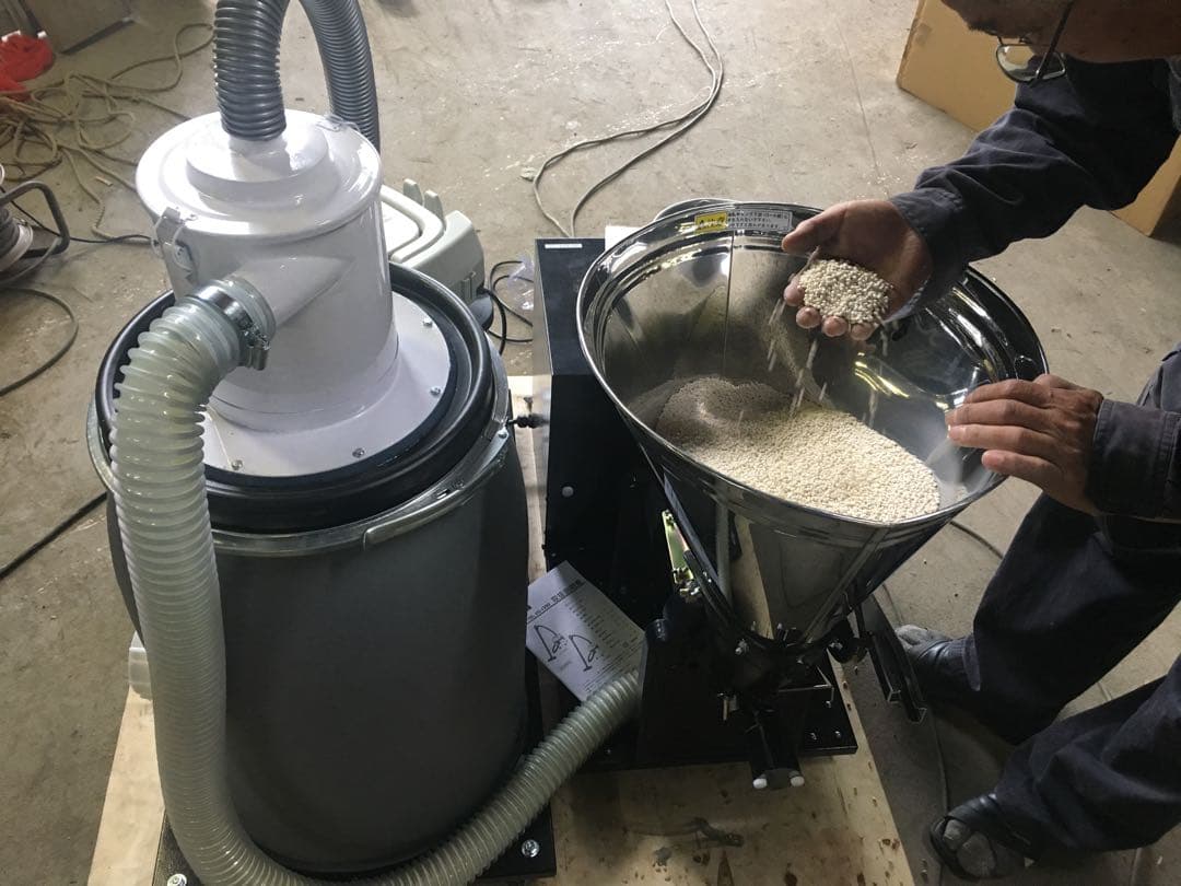 送料込み！10kg もち麦　キラリモチ　大麦　健康