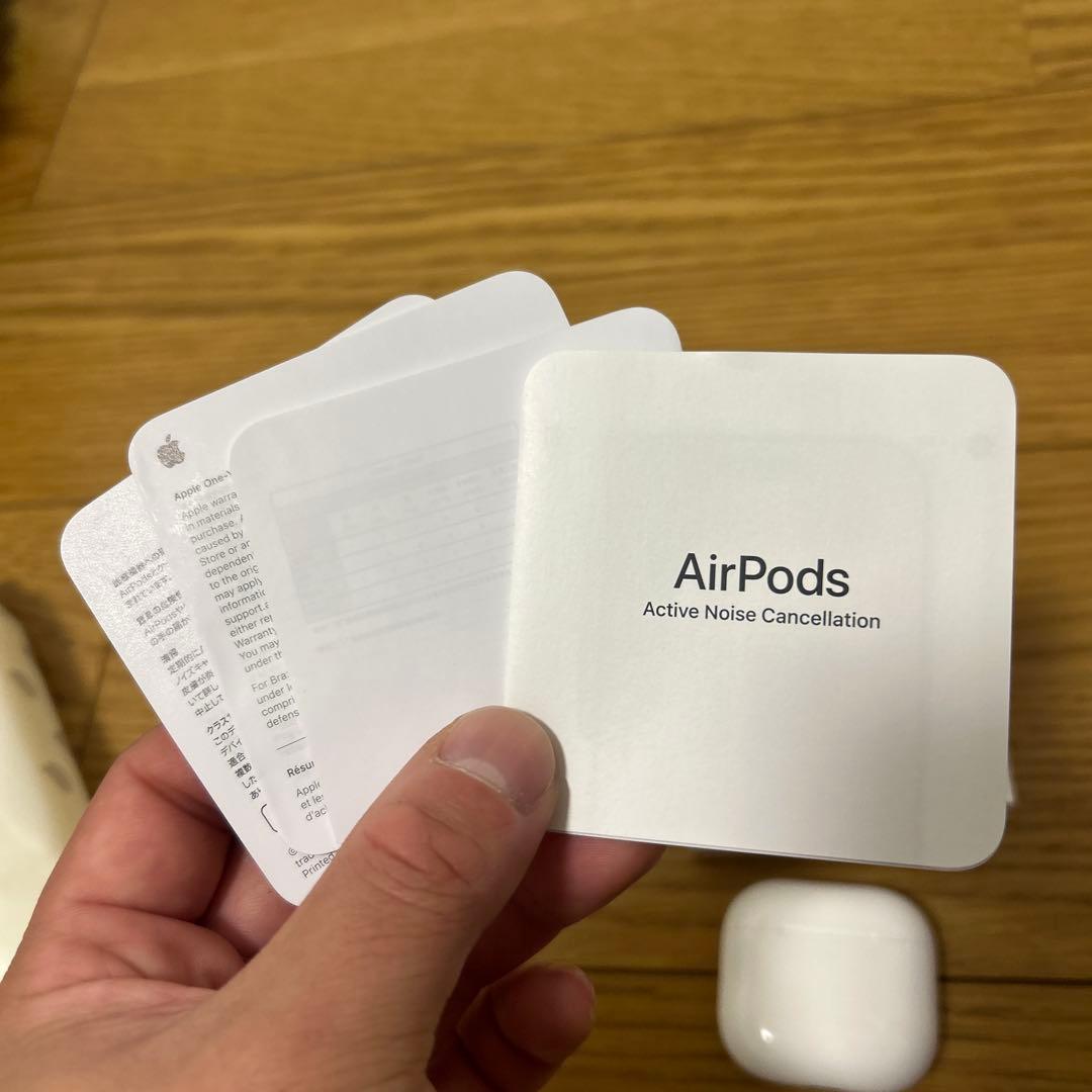 AirPods4 アクティブノイズキャンセリングホワイト 本体