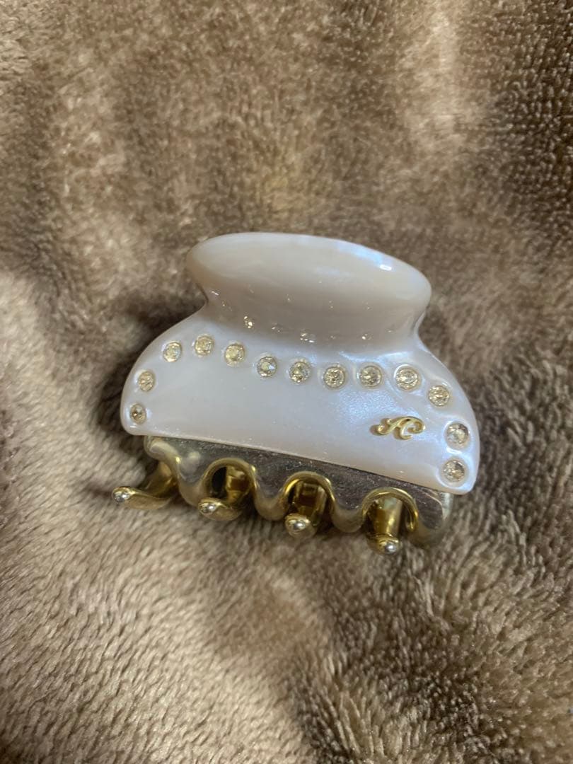 acca ティアラクリップ (ベージュ) Gサイズ グランデ