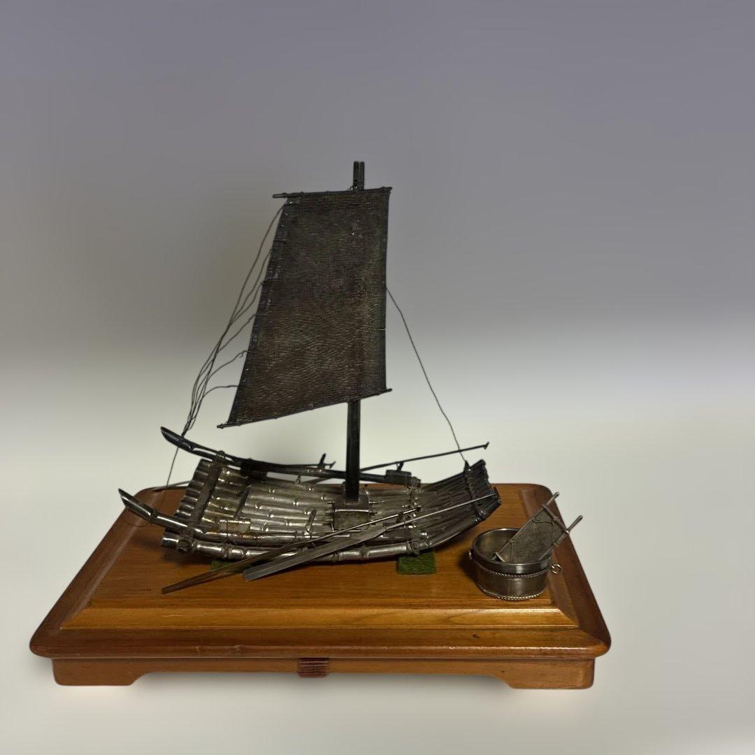 金属製帆船模型 木製台座付き