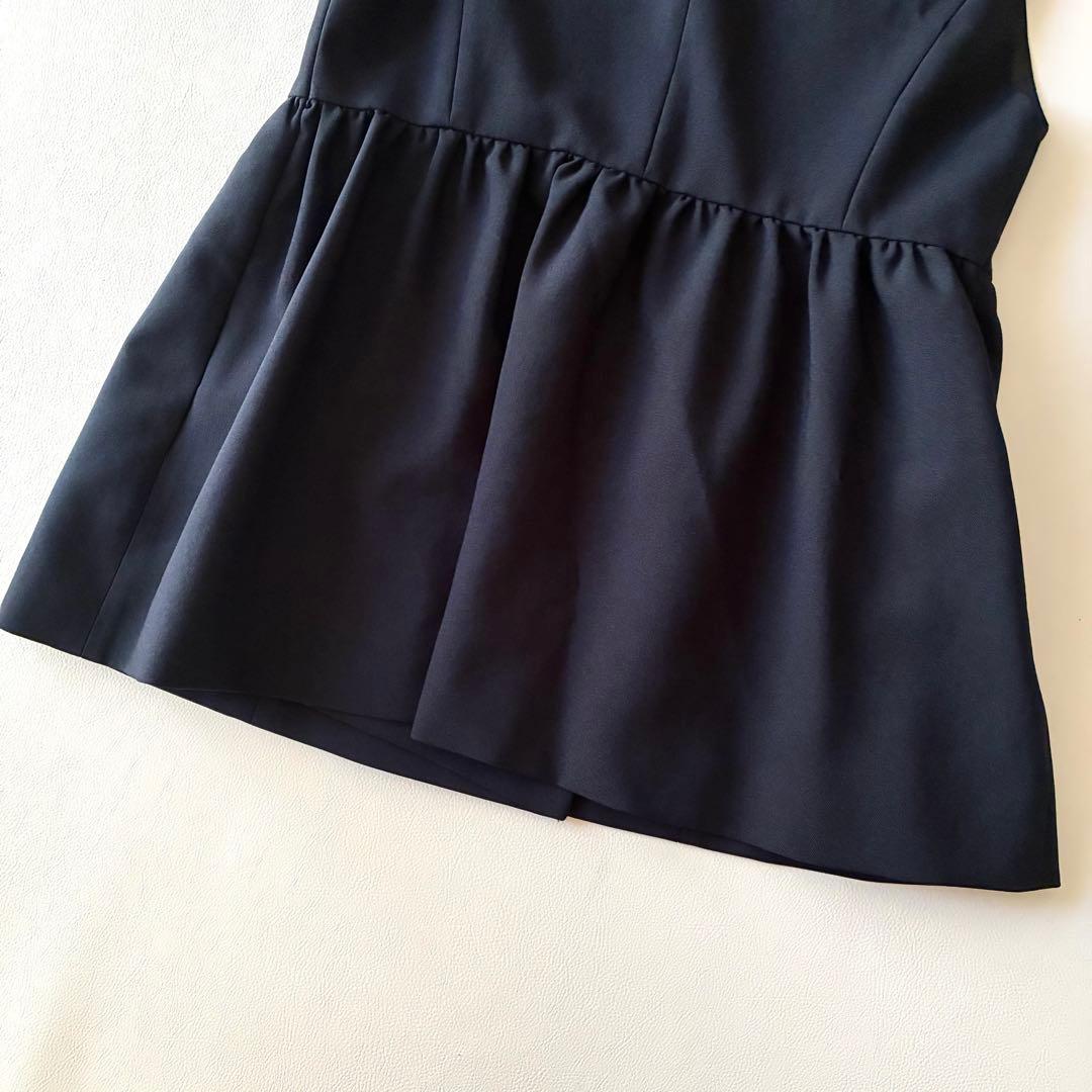 【美品】ティアラ　洗えるペプラムジレ　ネイビー　金ボタン　フォーマル　ベスト