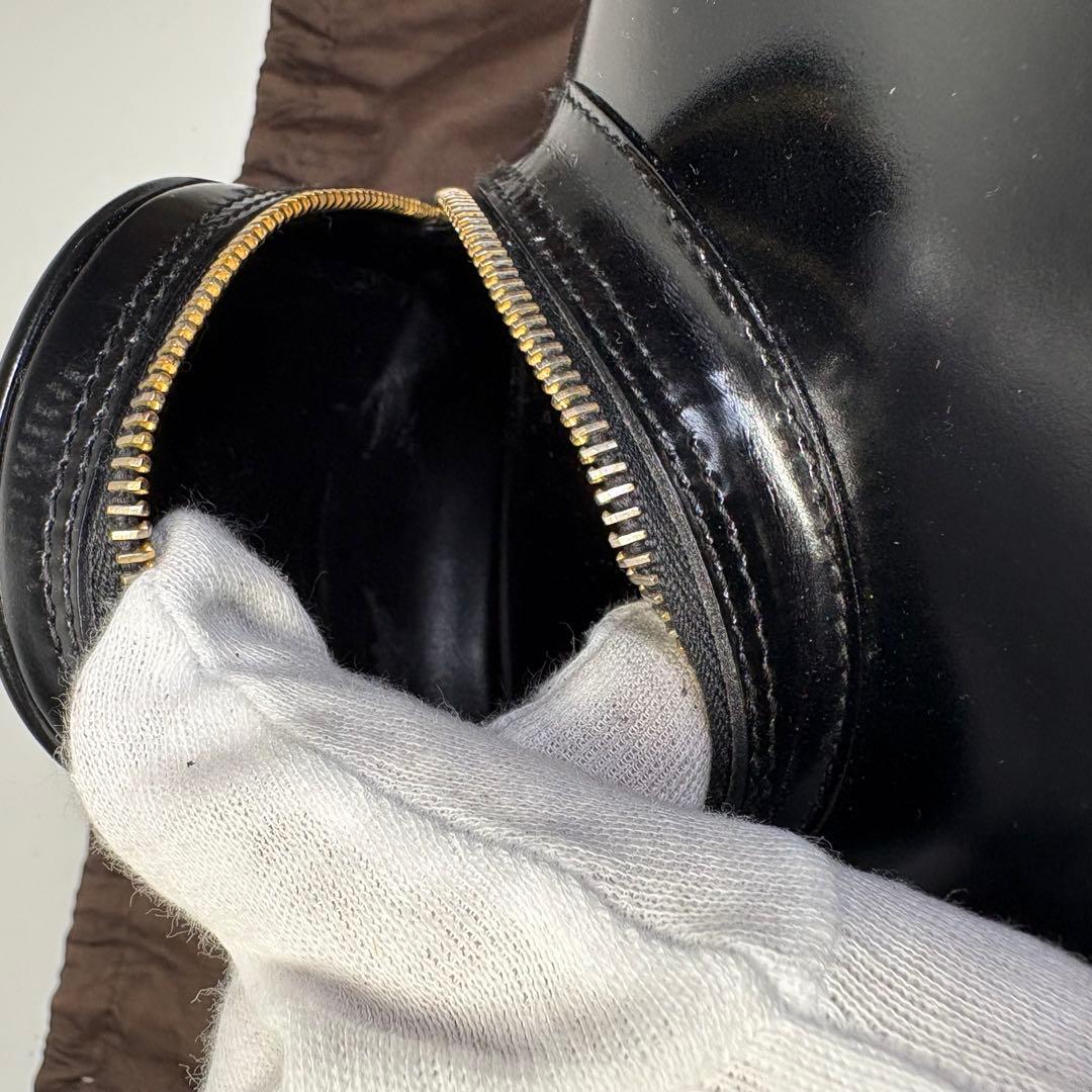 美品　グッチ ボディバッグ バンブー ワンショルダー 斜め掛け レザー ブラック