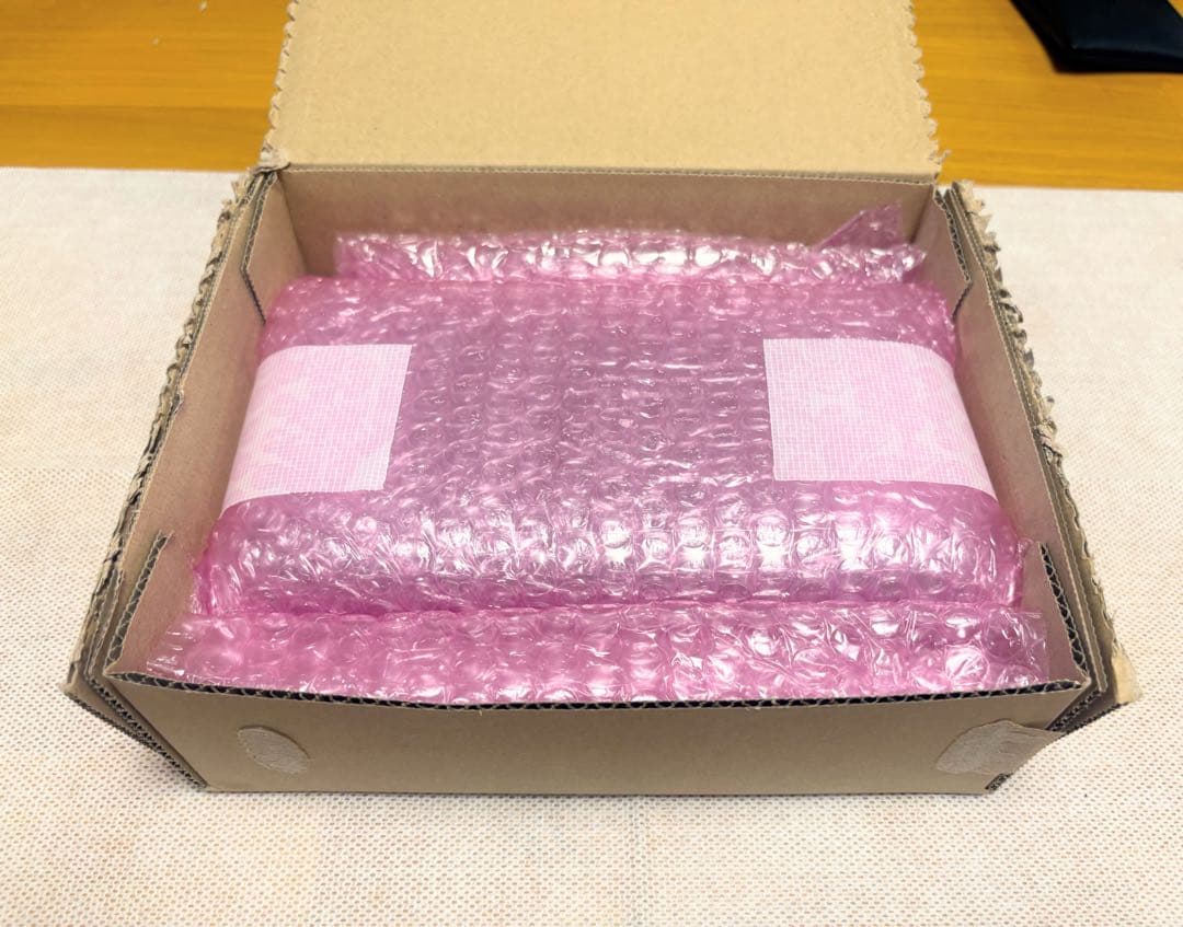 Samsung Galaxy S23 Ultra クリーム　香港版　箱、付属品付