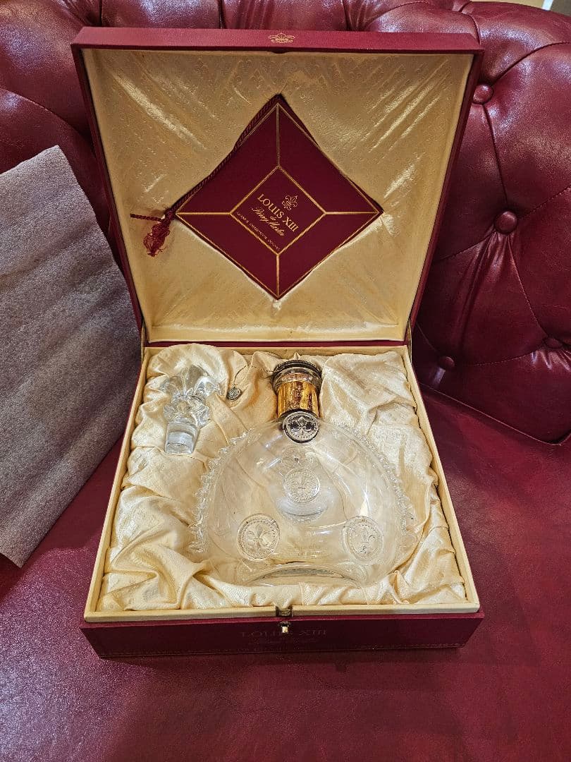 ギ*ウ様 LOUIS XIII ルイ13世 空瓶 バカラ レミーマルタン