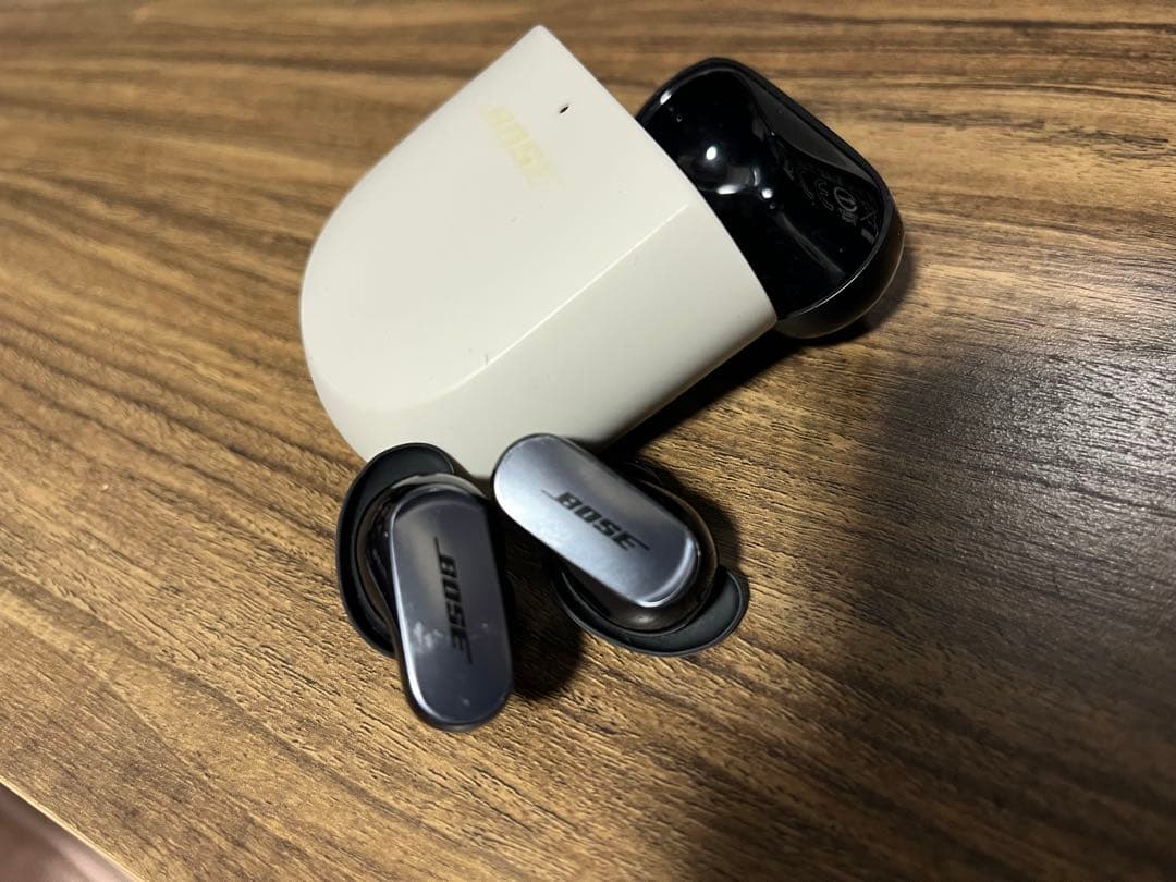 Bose ワイヤレスイヤホン 充電ケース付き　専用品