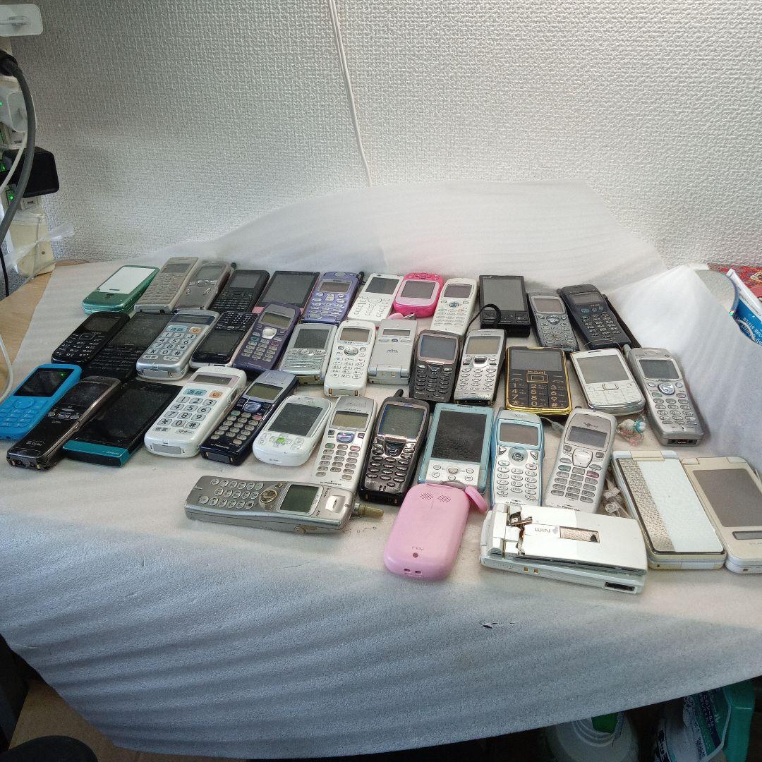 が*ら様 多数の携帯電話 本体　41個