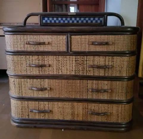 籐のタンス　タイル入