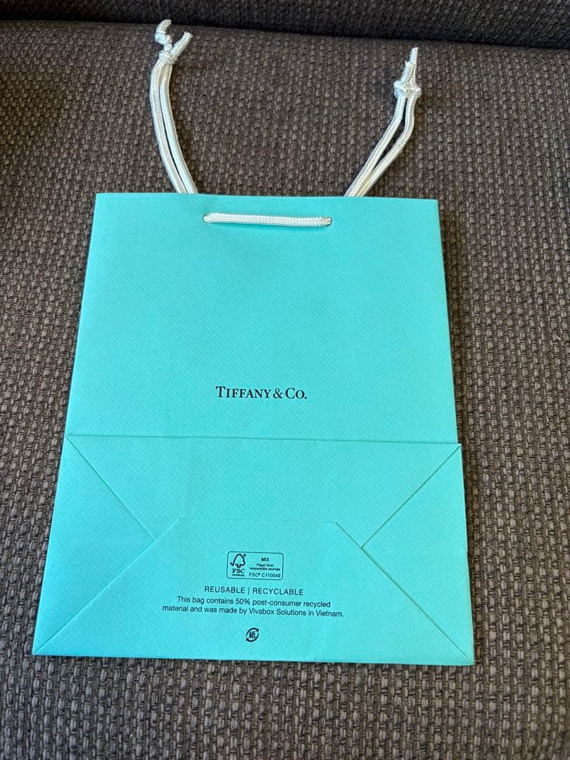 国内現行品　ティファニーショッパー紙袋 （20x25 cm）80枚セット