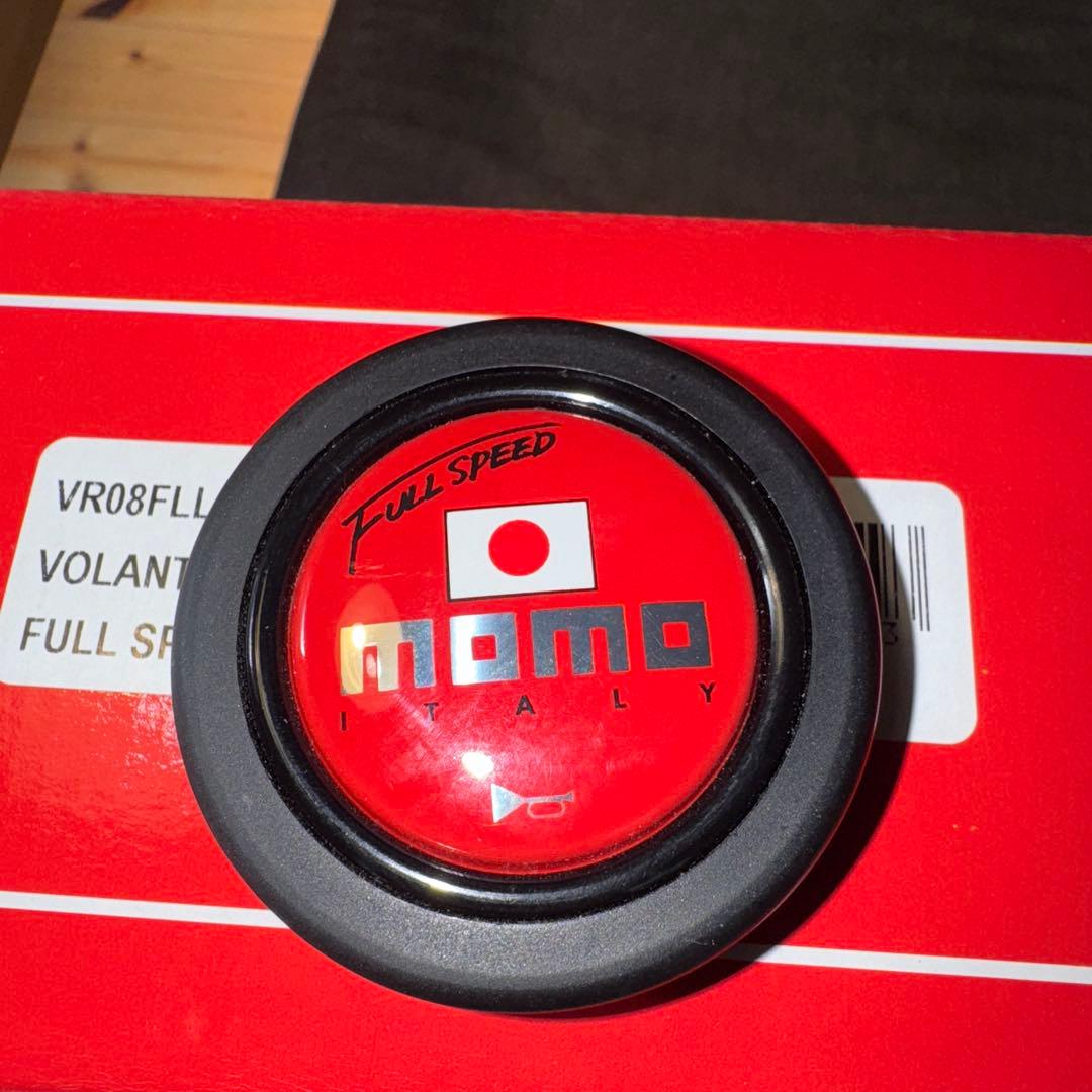 MOMO製ステアリング フルスピード　35パイ