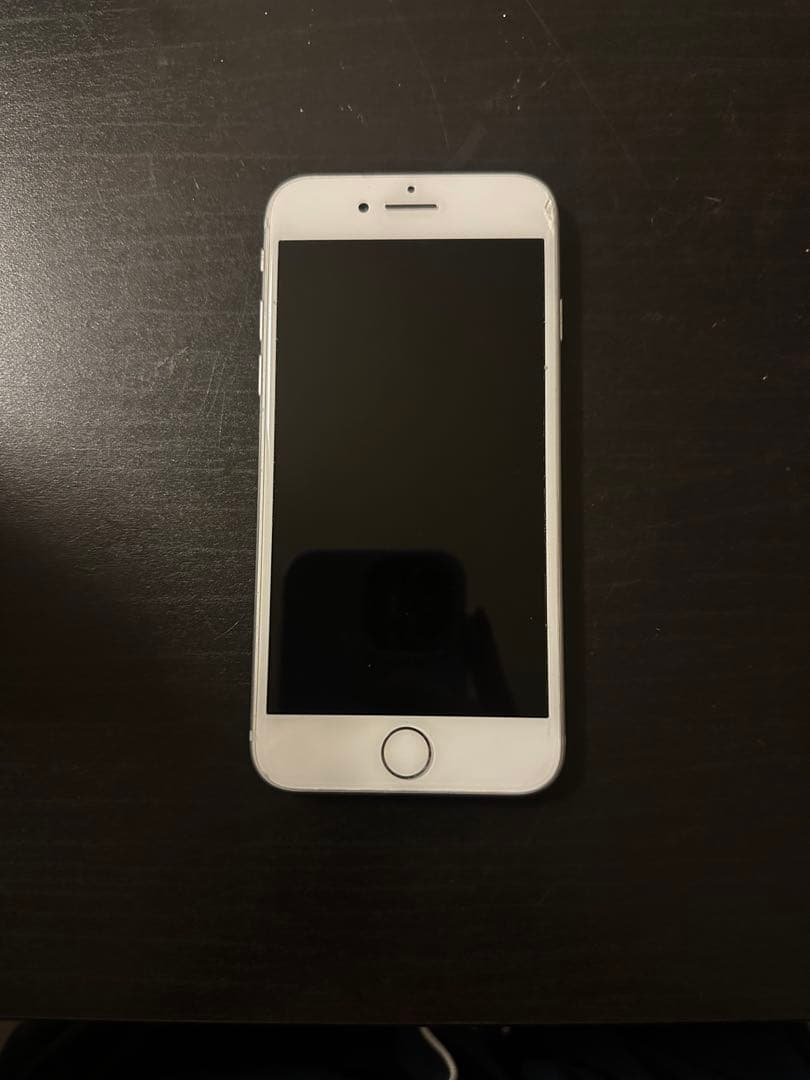 iPhone 8 ホワイト 本体