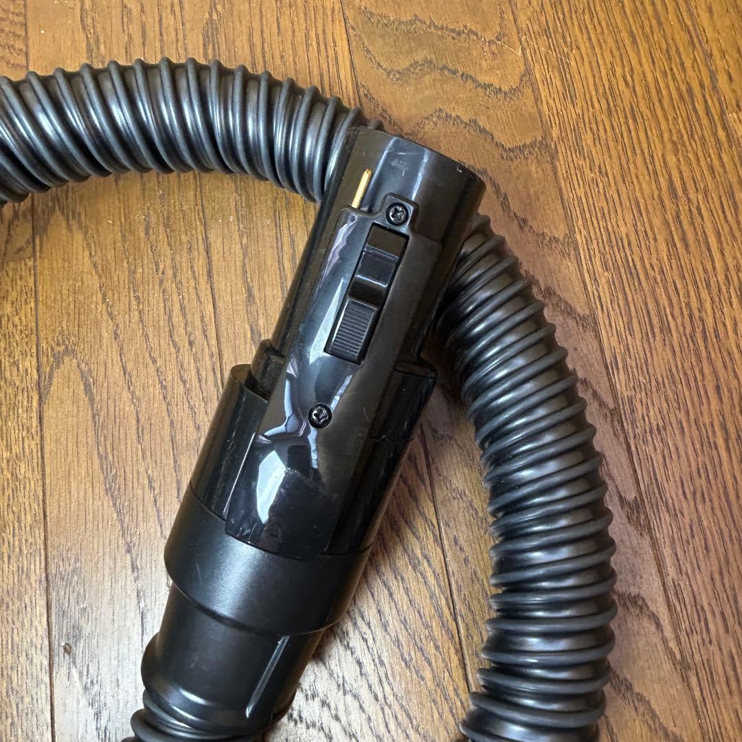 HITACHI キャニスター掃除機 CV-SC300｜2015年製・動作確認済み