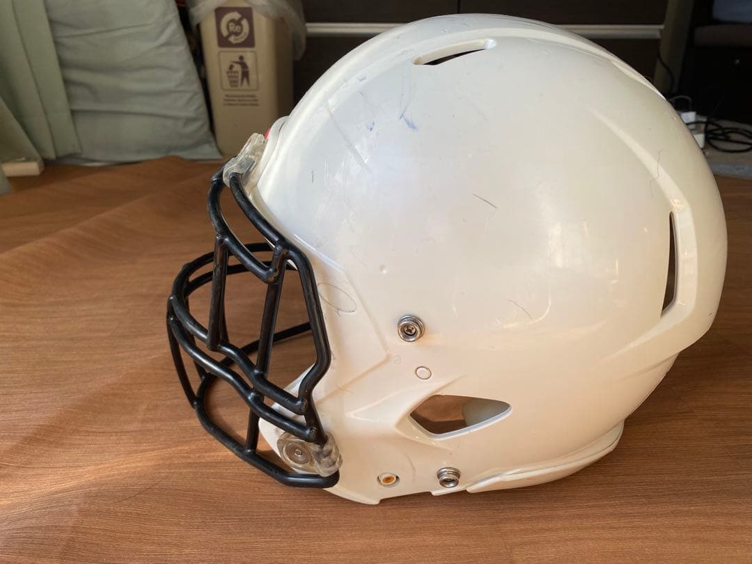 Riddell アメリカンフットボールヘルメット Ｍ