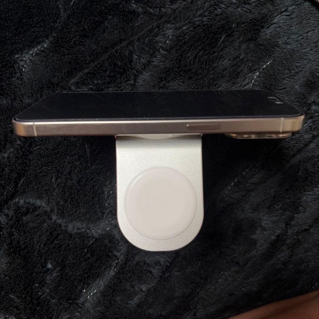 iPhone15ProMax ナチュラルチタニウム256GB 98%