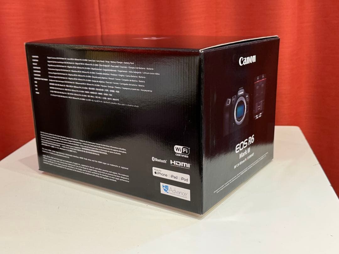Canon EOS R6 Mark III 最新　ボディ本体未開封　付属品箱あり