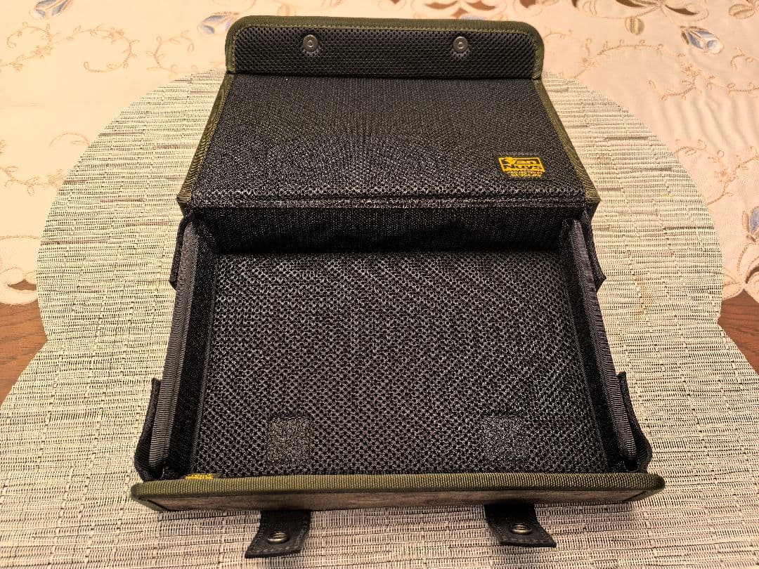 バンナイズ　多種サイズのイヤフォンケース　6点セット売り