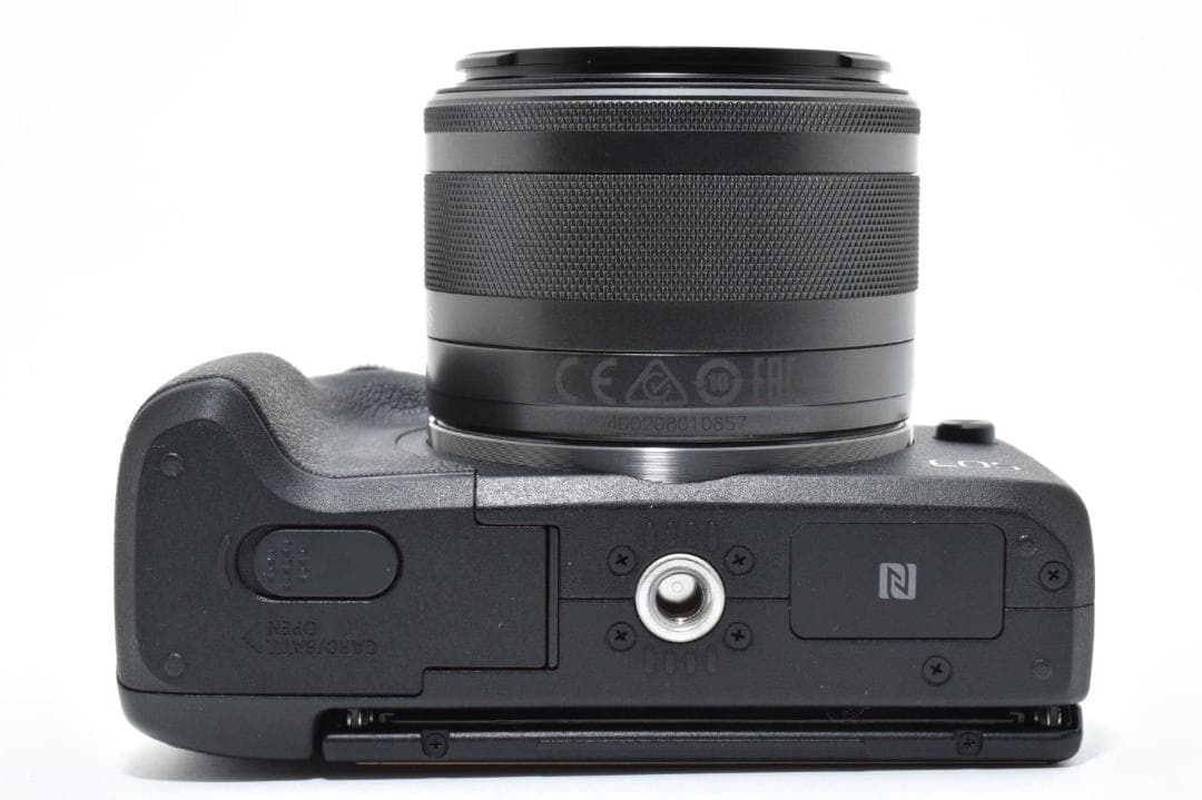 美品 Canon EOS M3 レンズキット★WiFi搭載&高画質タッチパネル★