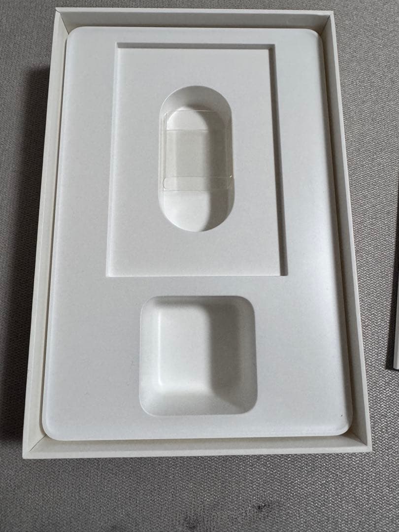 Apple iPad mini 2 64GB Wi-Fiモデル シルバー