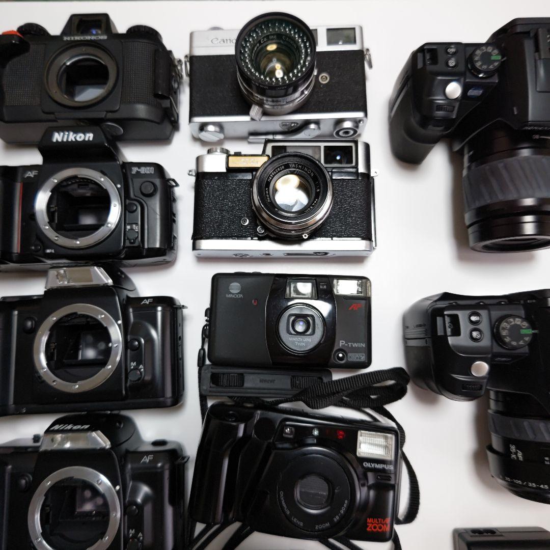 ジャンクのフイルムカメラ及びデジタルカメラ