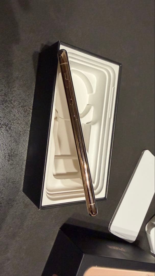 【美品】iPhone 11pro 256GB 修理歴無