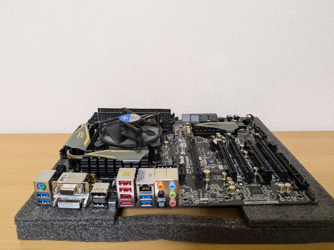 ASRock Z77 Extreme6 マザーボード
