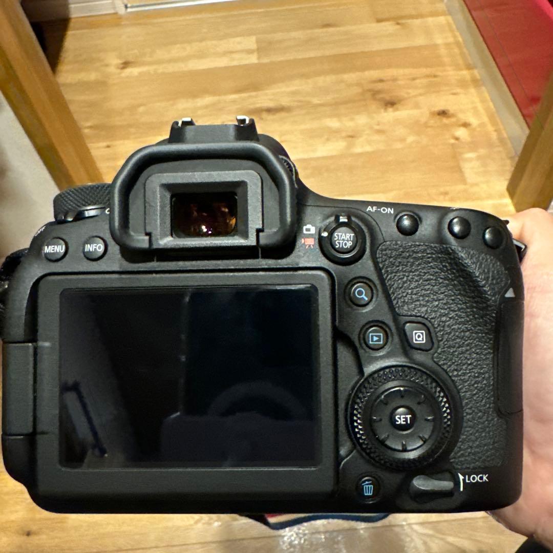 Canon EOS 6D MARK2 ボディ+バッテリーグリップ　おまけ有