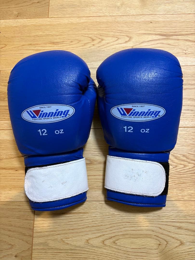 Winning ボクシンググローブ 12 oz 青