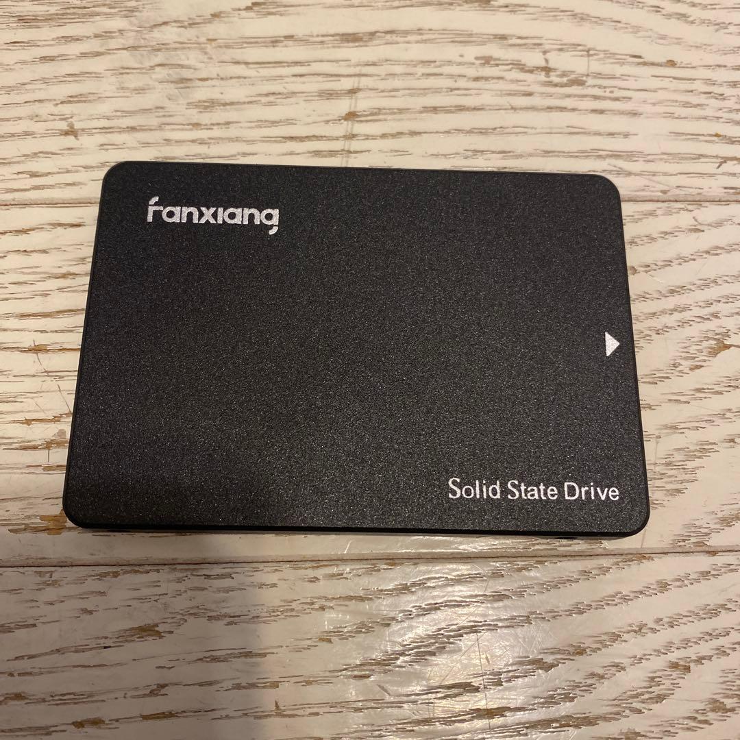 1TB 2.5-inch SATA SSD 動作確認済み