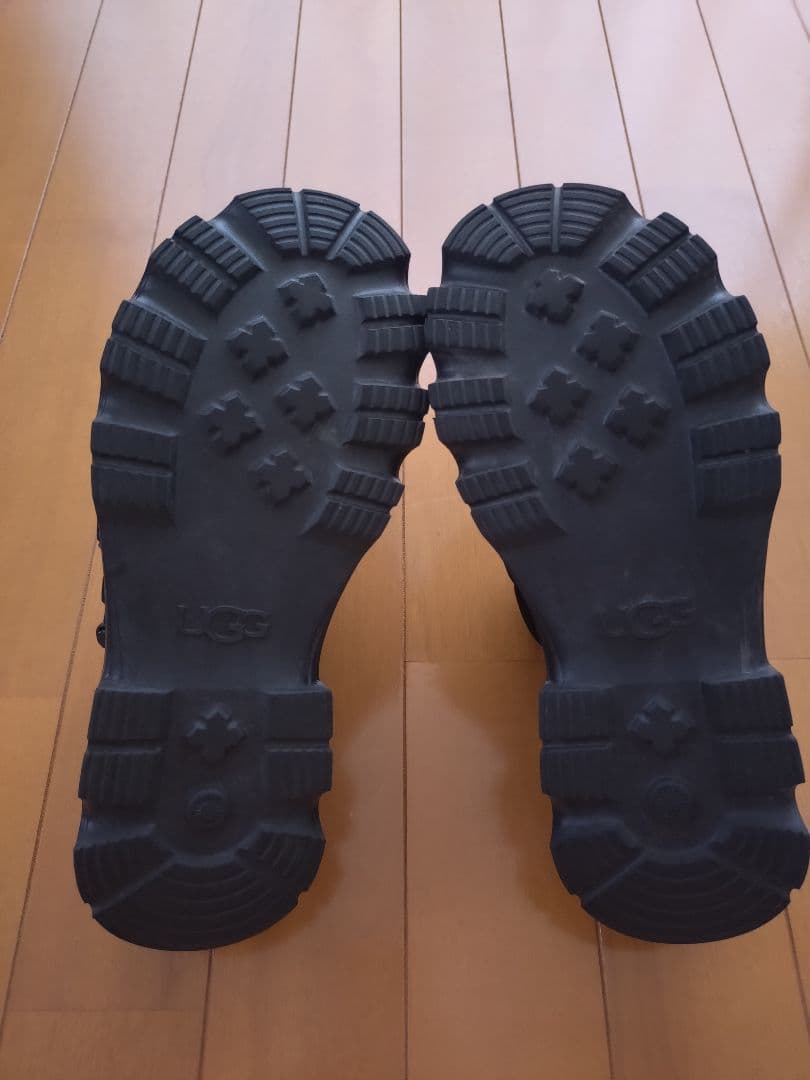 UGG W Callie サンダル スライド 1152697