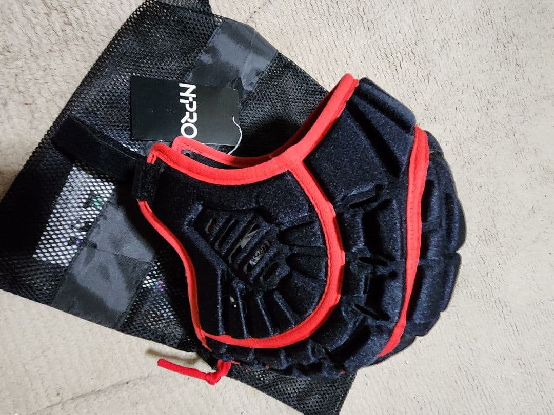 N-PRO 新品ヘッドギア　ヘッドキャップ 黒✕赤SizeM 新品未使用