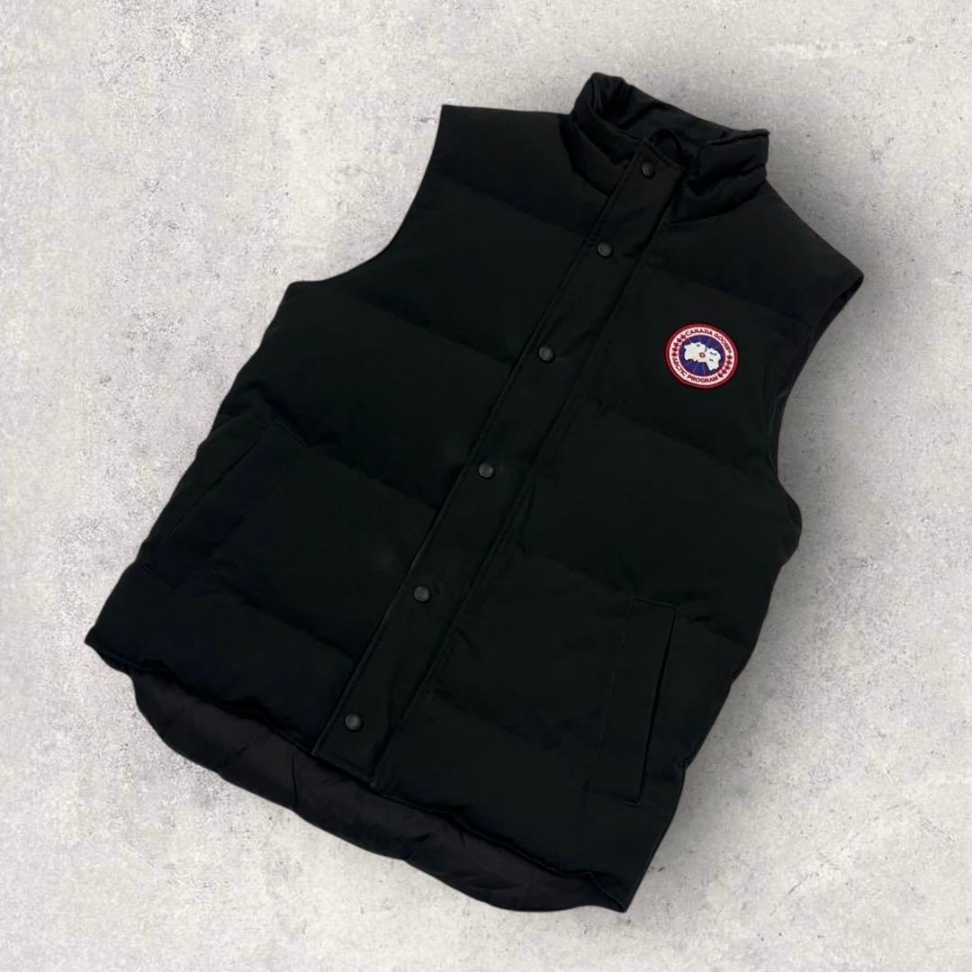 12052【ホログラム付き】カナダグース　ワッペン付きダウンベスト　黒