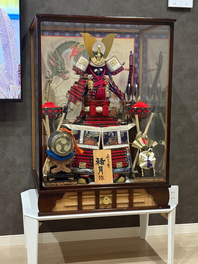 五月人形 武士の鎧飾り ケース付き