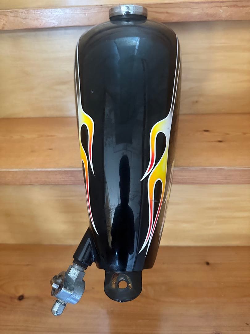 ハーレー　タンク　ファイヤー　エボスポ　週末限定値下げ