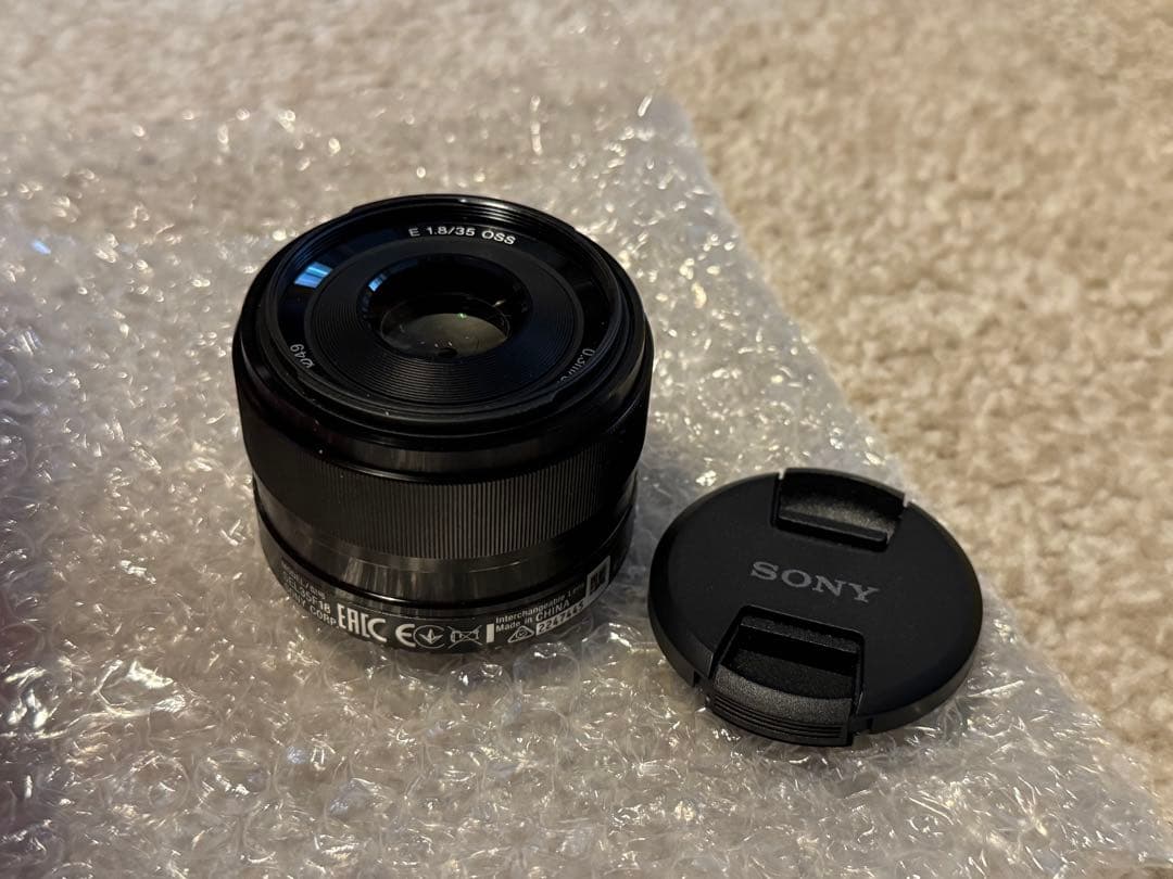 SONY E 35mm F1.8 OSS 単焦点レンズ
