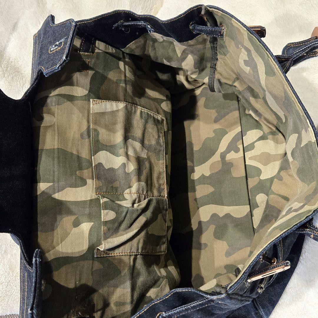 デニムリメイク フラップ付きトートバッグ　 やや大きめ マウジー　南京錠