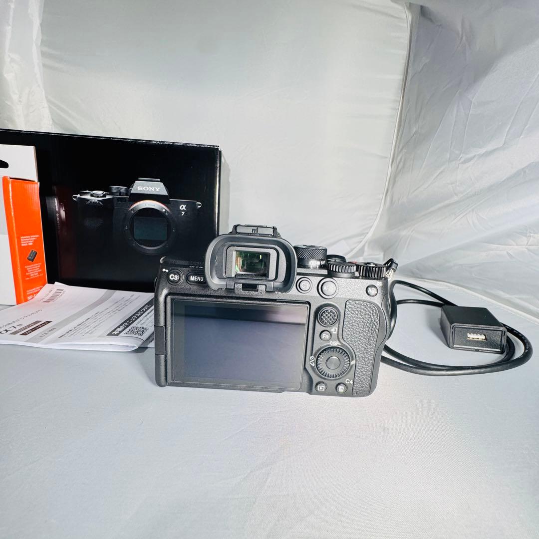 SONY デジタル一眼カメラ　α7 IV 本体のみ　美品