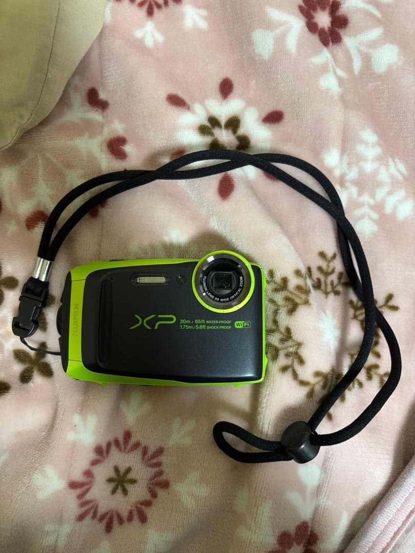 富士フィルム FinePix XP120 アクティブカメラ 防水グリーン