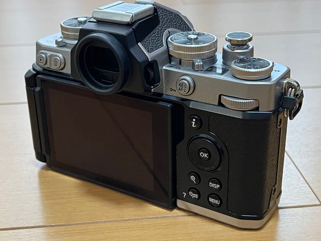 Nikon Zfc & 16-50mm 超美品おまけ多数！