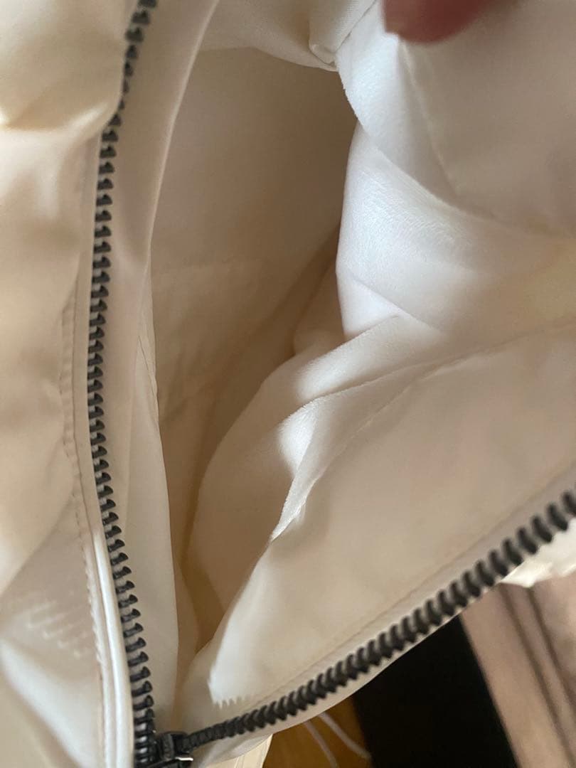 【出品今日で終わります】Emporio Armarni/52/ダウンジャケット